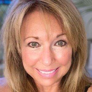 Meet your Posher, Sandi